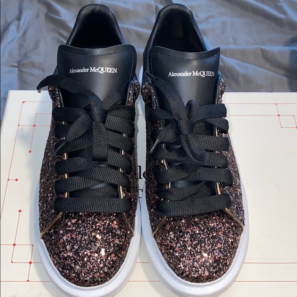 Alexander McQueen “Black Galaxy Glitter” Sneaker